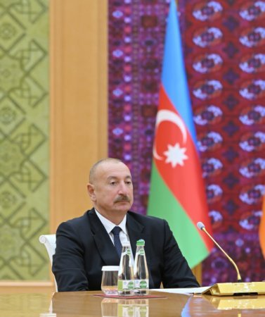 Prezident MDB Dövlət Başçıları Şurasının məhdud tərkibdə iclasında - Fotolar